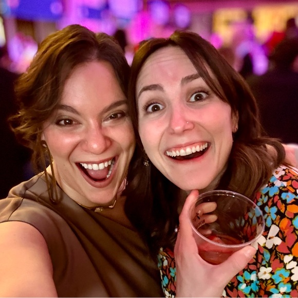 Meet your Posher, Allix - Picture 4 of 6